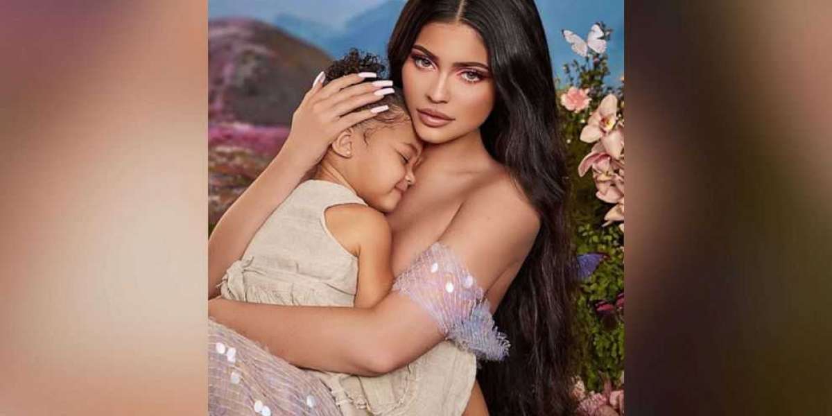 What Kylie Jenner thinks about being a mom