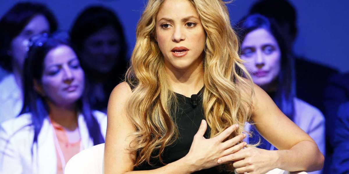 Shakira Attacked by Boars
