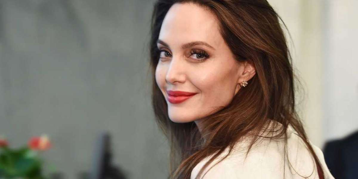 Angelina Jolie sold her stake in Château Miraval