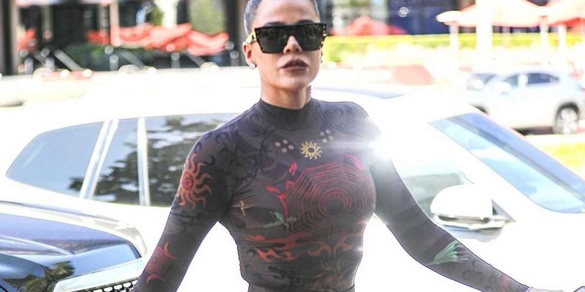 Khloe Kardashian Out and About in Catsuit