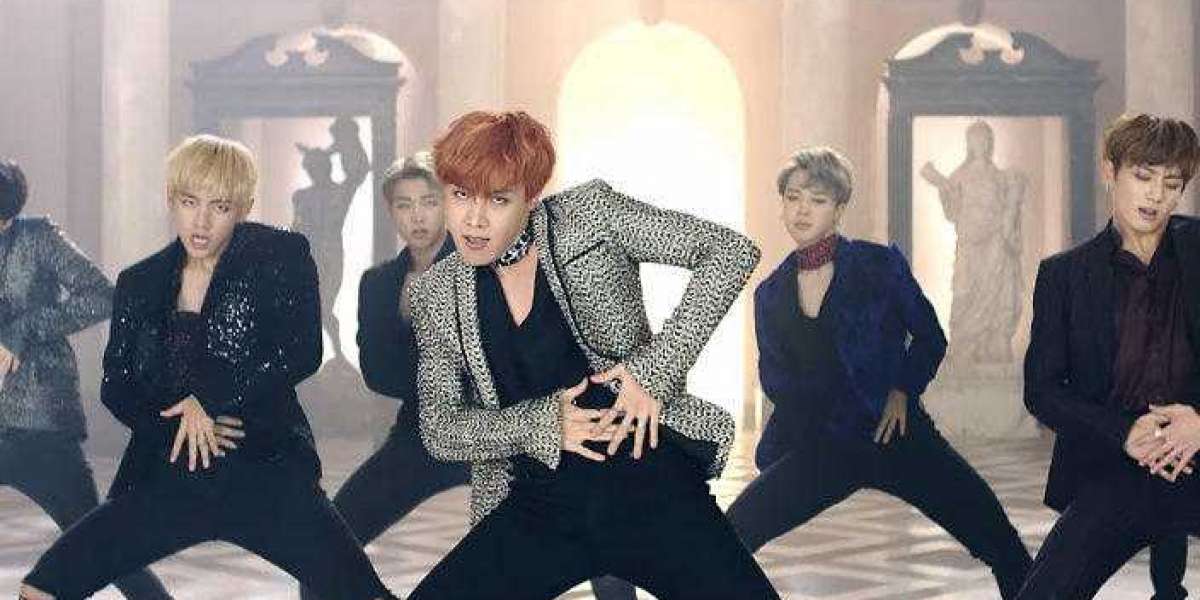 'Blood Sweat and Tears' MV reached 800 Million Views