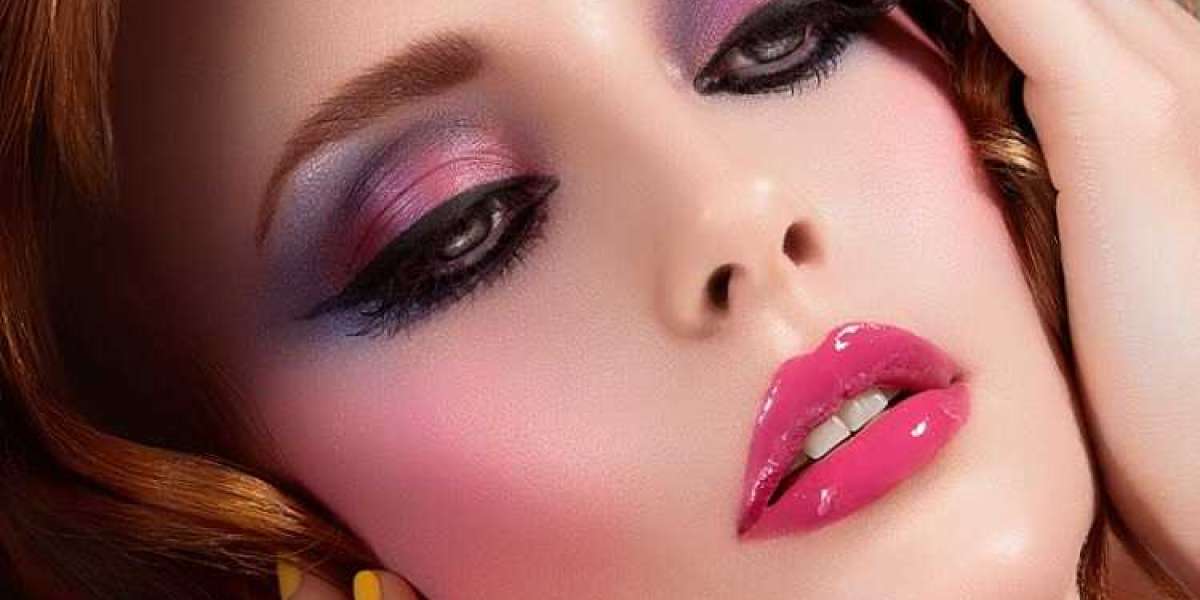 Enhance Your Glamour: Party Makeup Service at Home in Lahore