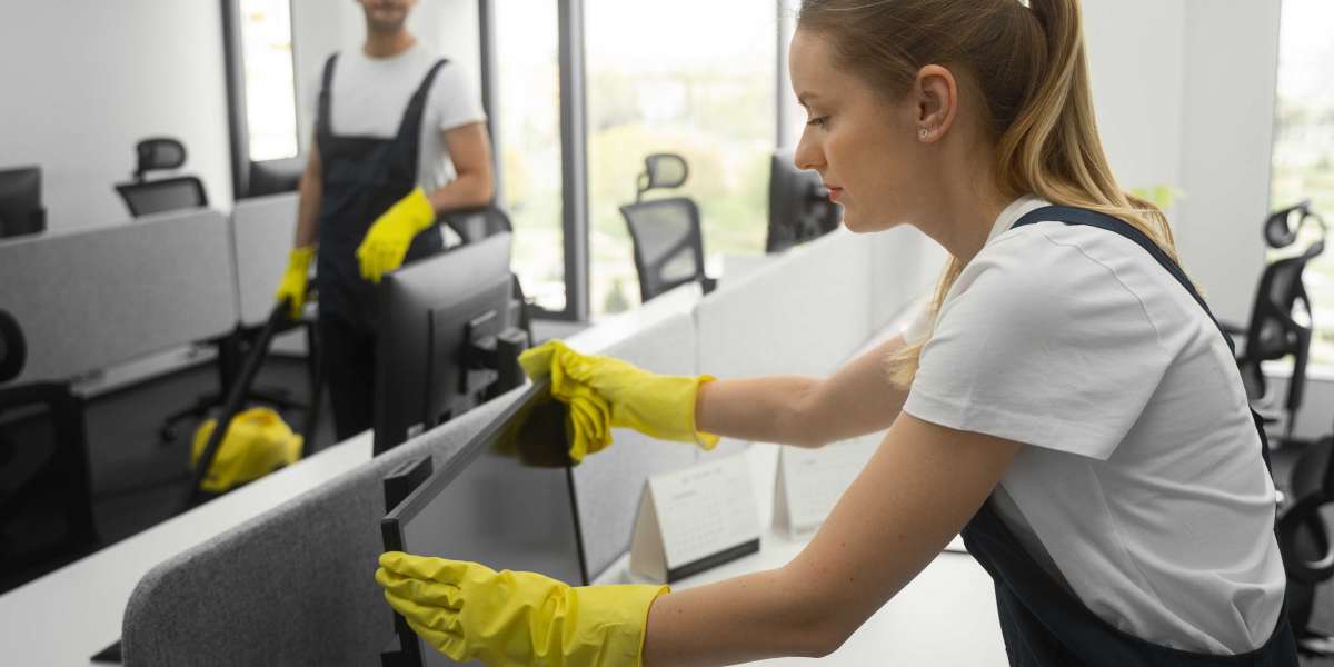 Commercial Cleaning Services in Calgary: Sparkling Solutions