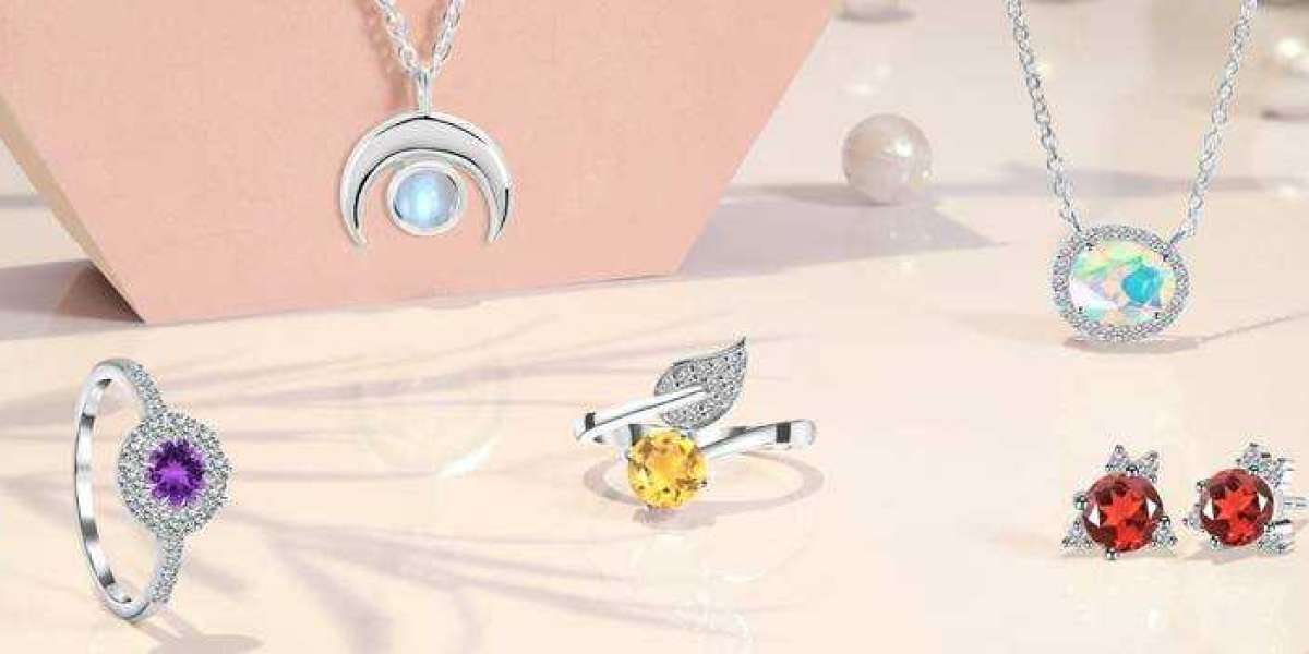 The Art of Creating Exquisite Multi-Gemstone Jewelry