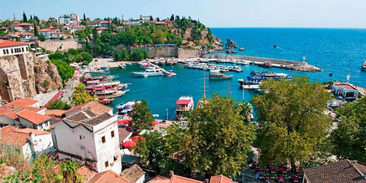 Een gids voor de ultieme kustretraite van Antalya in Turkije