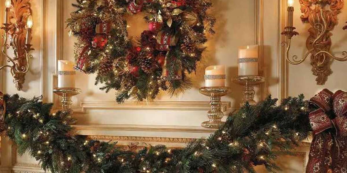 Creative ideas for decorating plastic Christmas tree