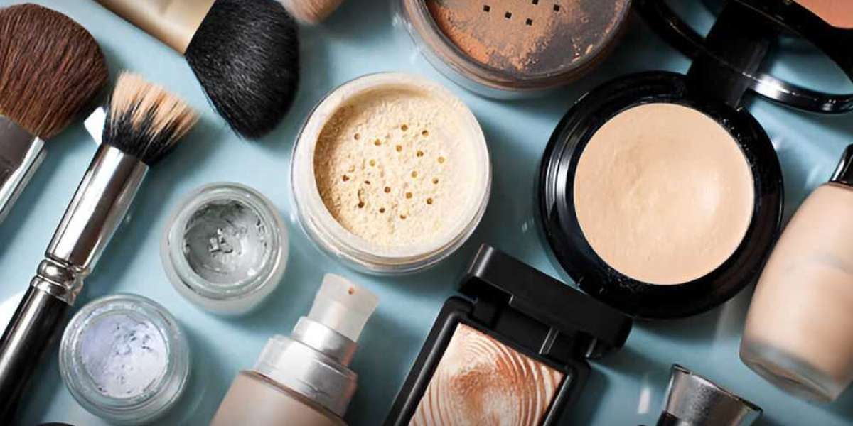 Colour Cosmetics Market by Share, Size, Revenue, Top Manufacturers Analysis and Forecast to 2030